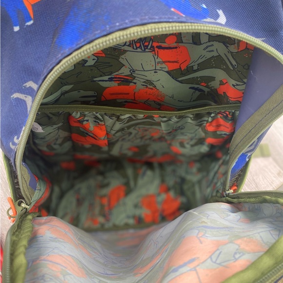 Dinosaur Backpack w/Matching Lunch Bag - Picture 7 of 9